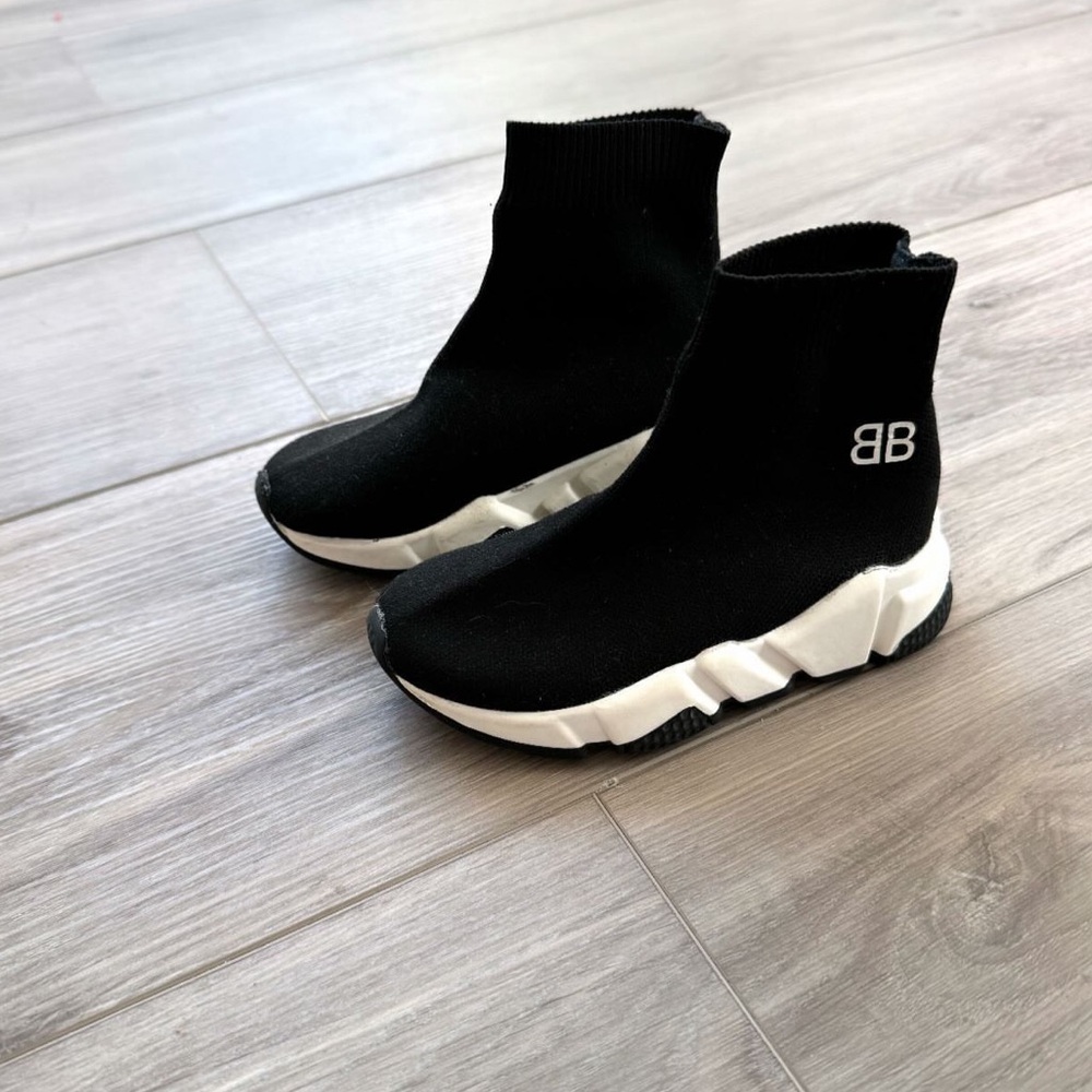 Balenciaga Kids Black and White Speed Trainer Sneakers